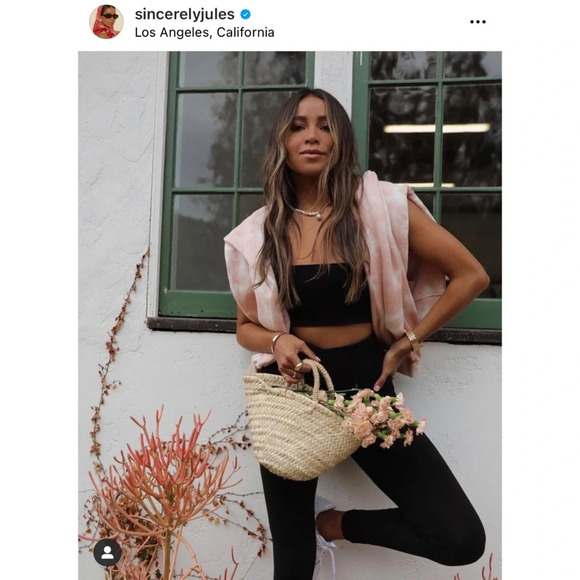 NWT Sincerely Jules for Bandier The Rue Crossover Lifestyle Legging in Black - Picture 3 of 14